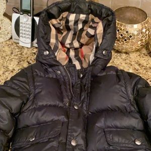BURBERRY PUFFER COAT